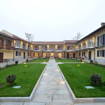 Castagnito Agriturismo Cascina Varie מראה חיצוני תמונה