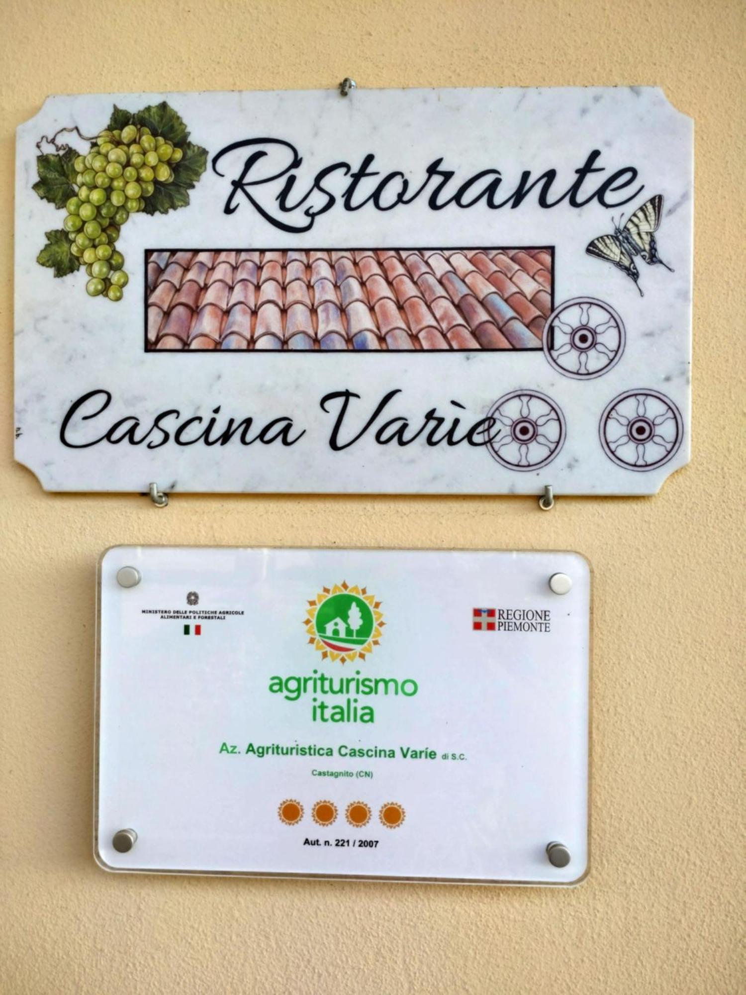 Castagnito Agriturismo Cascina Varie מראה חיצוני תמונה