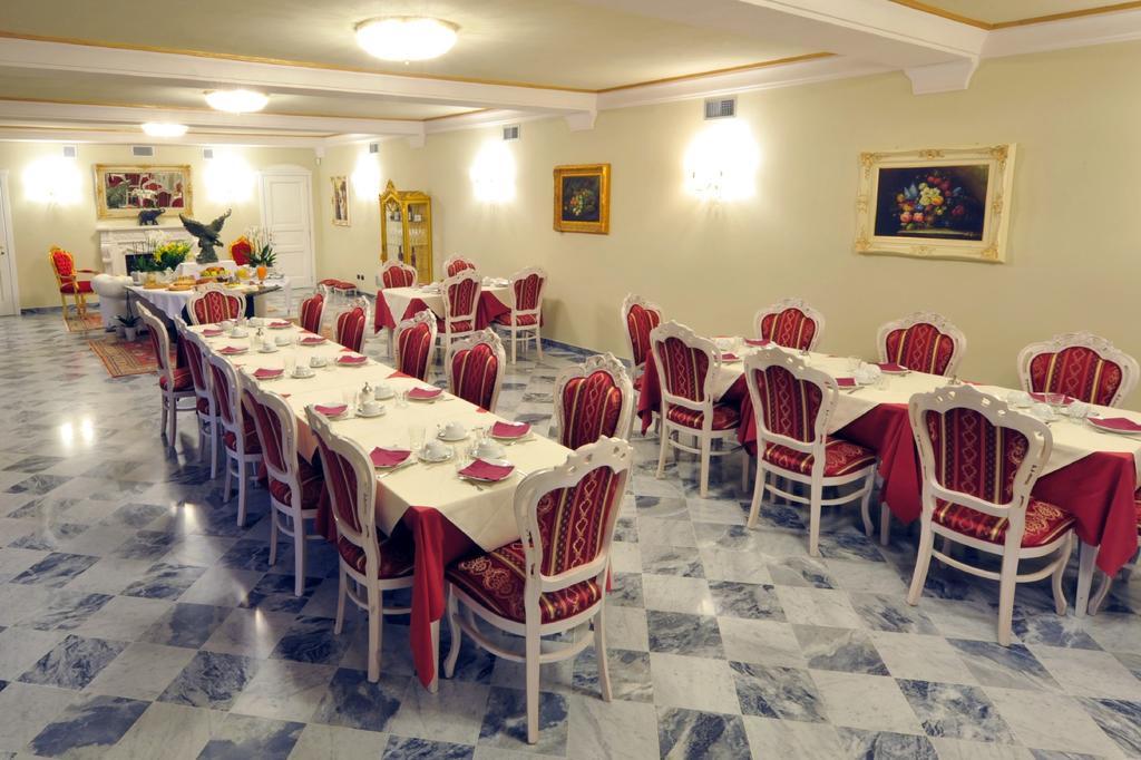 Castagnito Agriturismo Cascina Varie מראה חיצוני תמונה