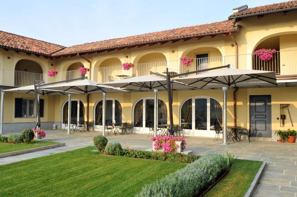 Castagnito Agriturismo Cascina Varie מראה חיצוני תמונה